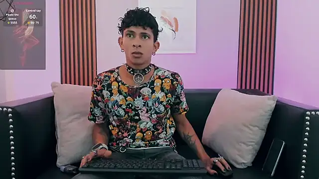 Maximoking26 Show Webcam