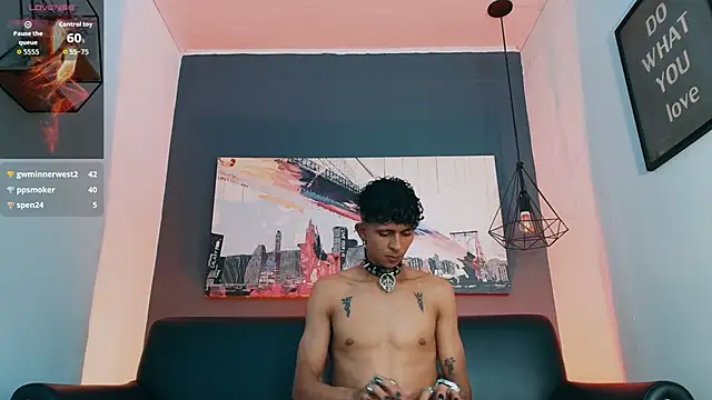 Maximoking26's Webcam Show