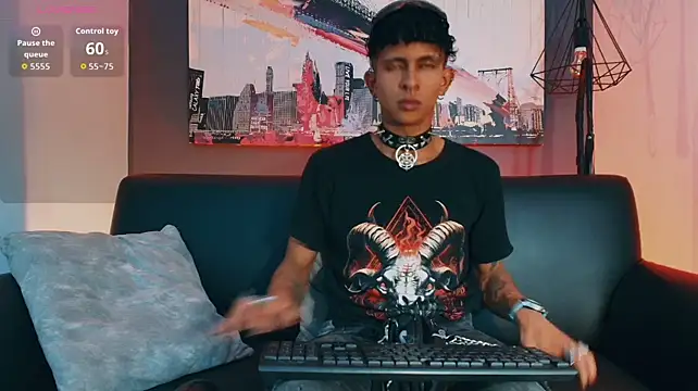 عرض كام Maximoking26