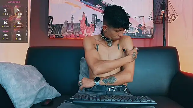 Maximoking26 Show Webcam