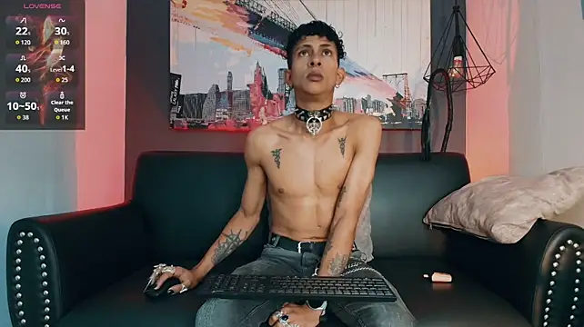Maximoking26's Webcam Show