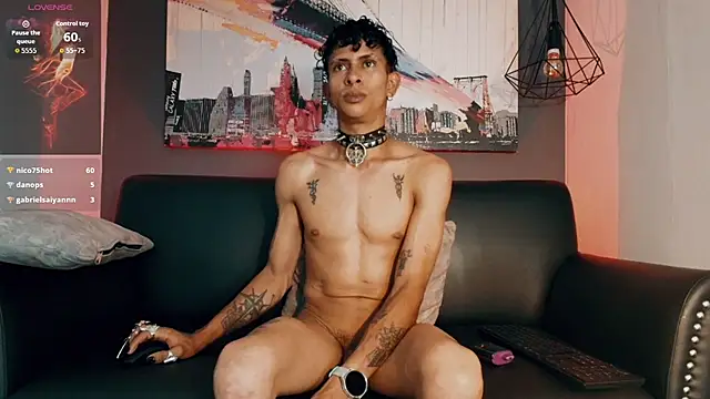 Maximoking26 Show Webcam
