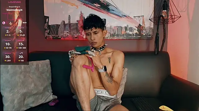 Maximoking26's Webcam Show