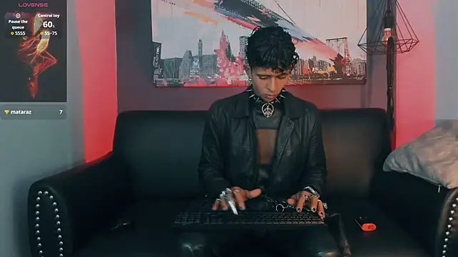 Maximoking26 Show in webcam