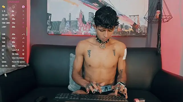 Maximoking26 Show in webcam