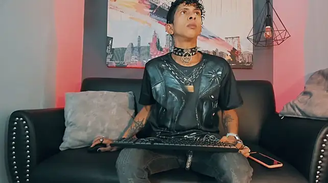 Maximoking26 Show Webcam