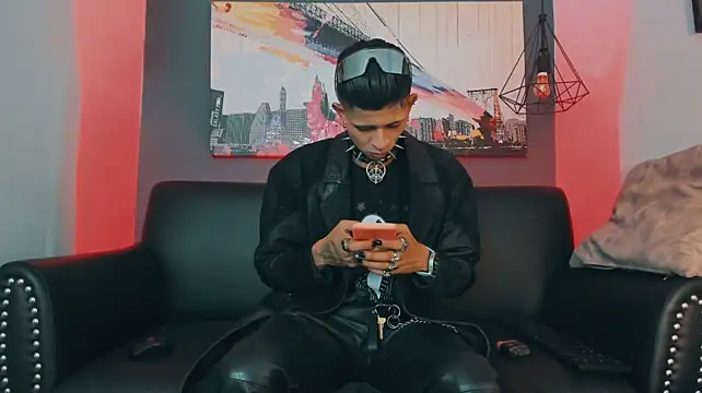 Maximoking26's Webcam Show