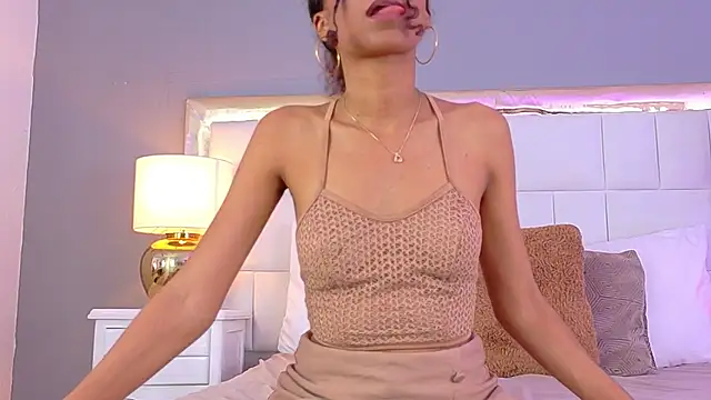 AraLewis Chat XXX live