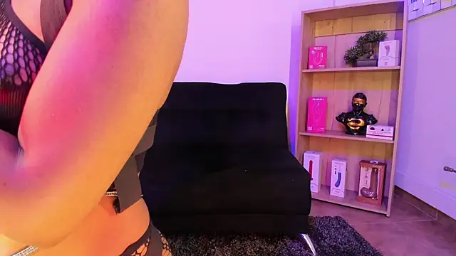 Tylla__ live XXX chat