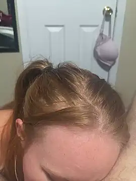 redslovestofuck Show in webcam