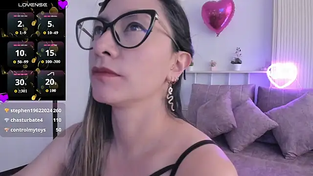 VelvetMouth_'s Webcam Show