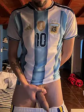 Show modela Santixxx222 na web-kameri