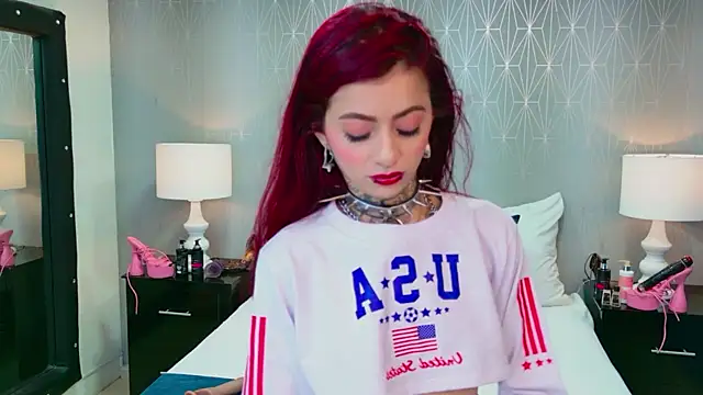 AntonellaEscudero's Webcam Show