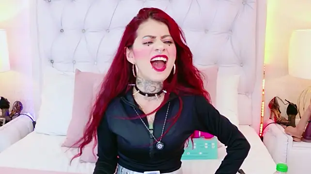 دردشة AntonellaEscudero الجنسية المباشرة