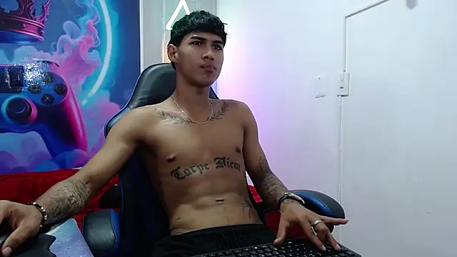 Pertunjukan Kamera Web luka_big18