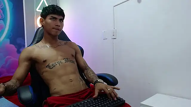 luka_big18 Show Webcam