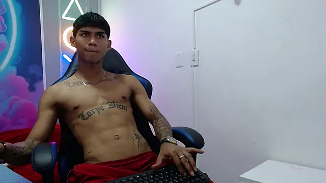 Show de luka_big18 na webcam