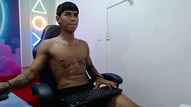 luka_big18 Webcamshow