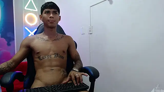 Вебкам-шоу luka_big18