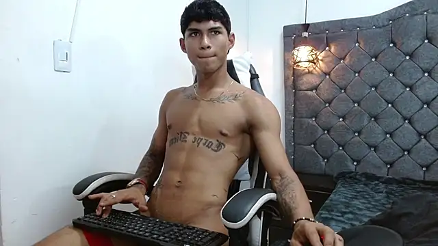 luka_big18 Webcam Show