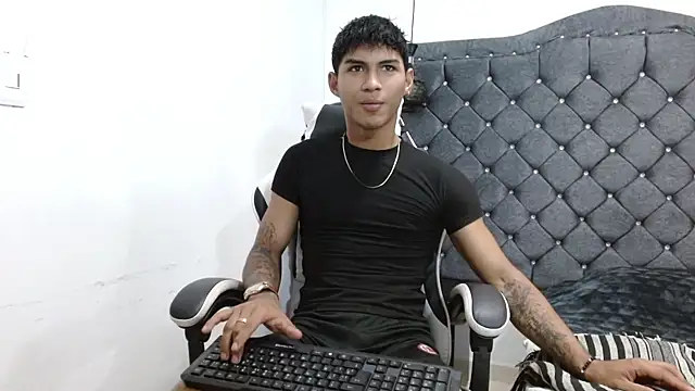 luka_big18's Webcam Show