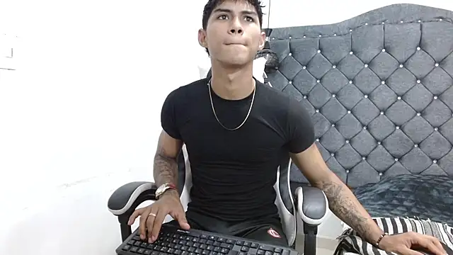 luka_big18 Adlı Modelin Web Kamerası Şovu