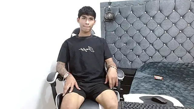 luka_big18 Adlı Modelin Web Kamerası Şovu