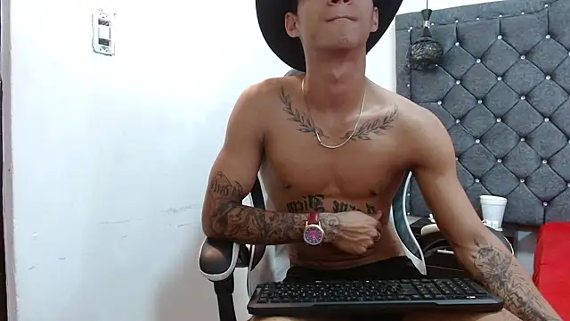 luka_big18 Show Webcam