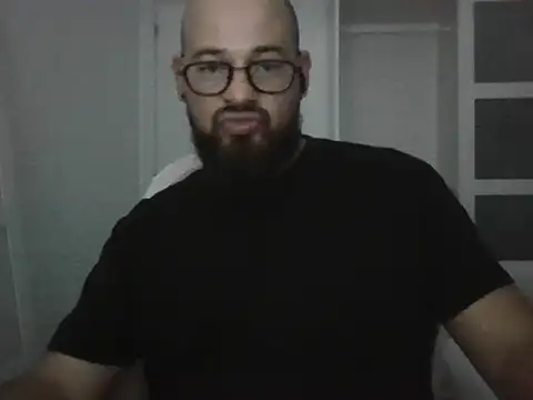 Show de lachy2410 na webcam