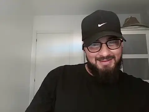 lachy2410 webcam show