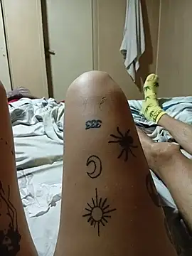 Me3l Webcam show