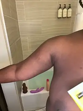 ShortcakeMochaa's Webcam Show