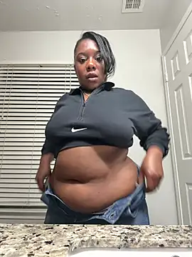 ShortcakeMochaa's Live XXX Chat