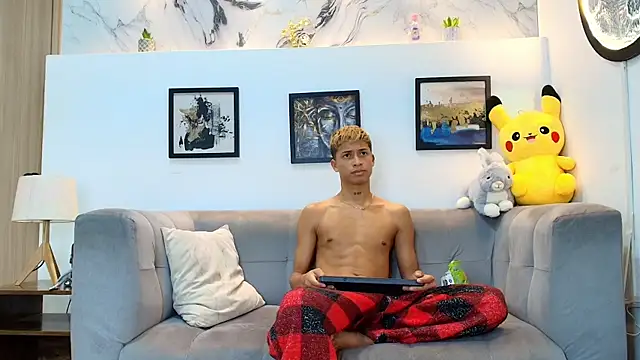 GOLD_BOYS Webcam show