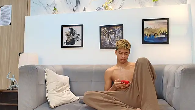 GOLD_BOYS Show Webcam