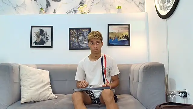 GOLD_BOYS Шоу с уебкамера