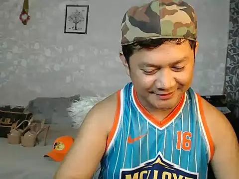 adorableasianboy69 网络视讯表演