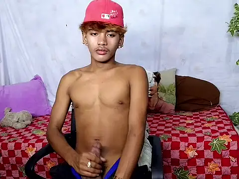 adorableasianboy69: вебкам-шоу