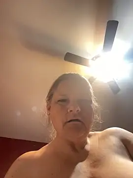 Roxie6989 网络视讯表演
