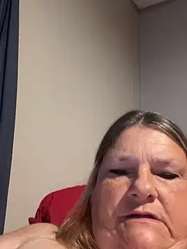 Chatroom XXX en direct de Roxie6989