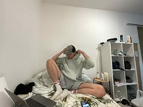 Freak_poland_85 网络视讯表演