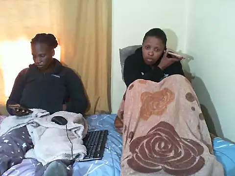 Sky-Diamond's Webcam Show