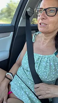 Dance_Lady Show in webcam