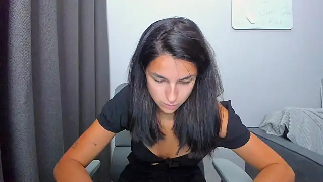 צ'אט XXX בשידור חי של AngelGabe
