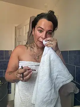 Darkfantisyx – webcam-show
