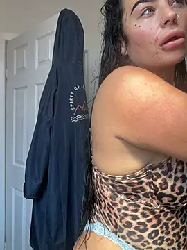 Darkfantisyx – webcam-show