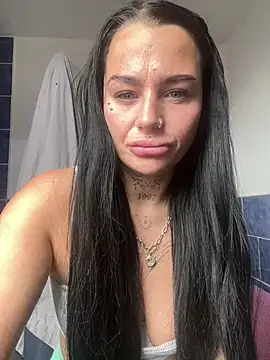 XXX chat uživo modela Darkfantisyx