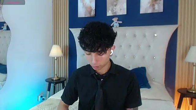 Aiden_Rivers_ 웹캠 쇼