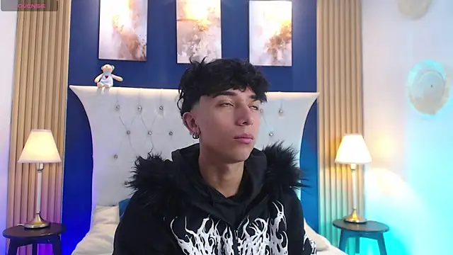 Aiden_Rivers_のウェブカメラショー