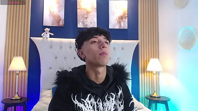 دردشة Aiden_Rivers_ الجنسية المباشرة